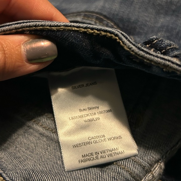 Silver Jeans - Picture 5 of 6